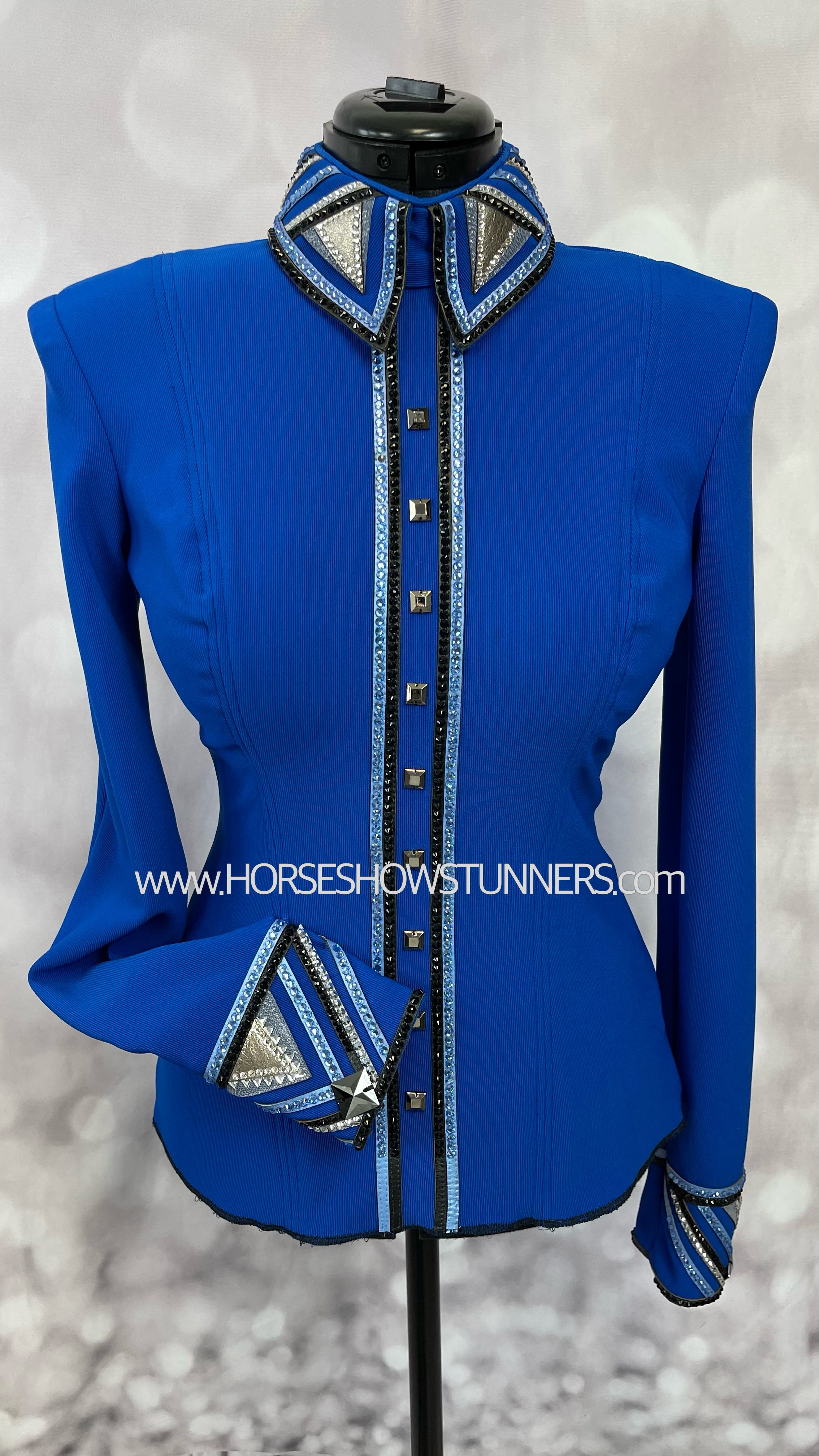 Collection 33 HMS/ Day Shirt 1642 Horse Show Stunners